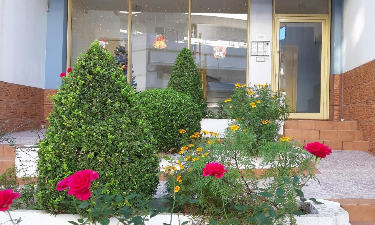 Όμορφο Studio Στην Πόλη Πάτρα Kültér fotó